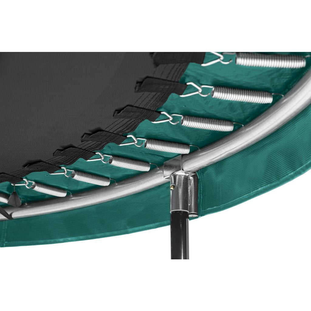 Groene beschermrand van de Salta Comfort Edition trampoline 183 cm, 20 mm dik en 29 cm breed voor optimale veiligheid.
