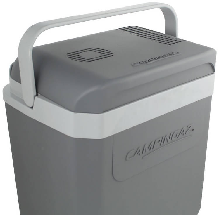 Compacte elektrische koelbox met autostekker, perfect voor onderweg.