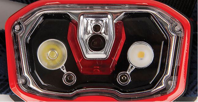  Waterbestendige Coleman CXS+ 250 hoofdlamp, perfect voor outdoor avonturen in alle weersomstandigheden.