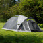Binnenkant van de Coleman Darwin 2+ tent met ruime slaapcabine voor twee personen.