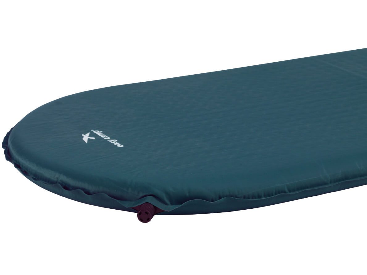Zelfopblazende Easy Camp Compact Mat met Easy Valve-systeem.