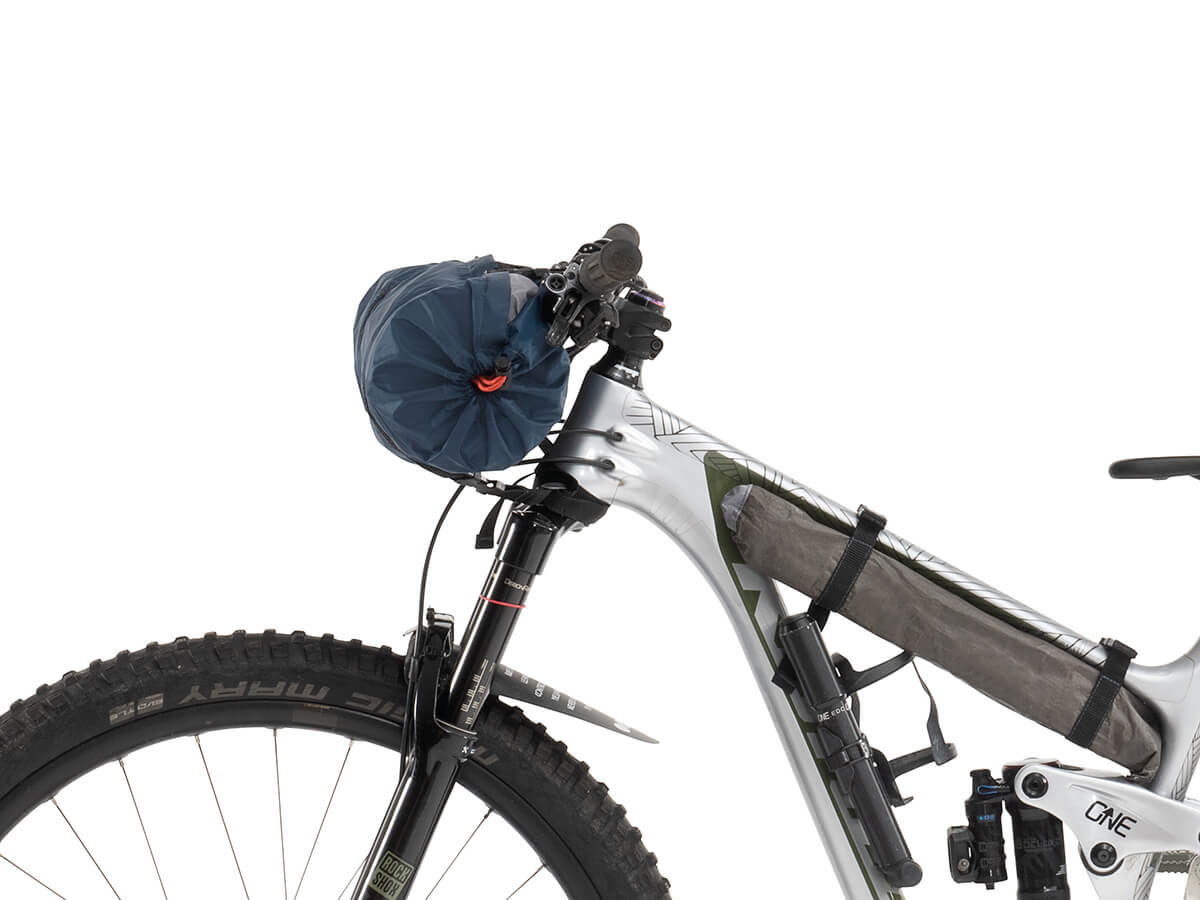 Lichtgewicht Easy Camp Energy 200 tent met compacte pakmaat.