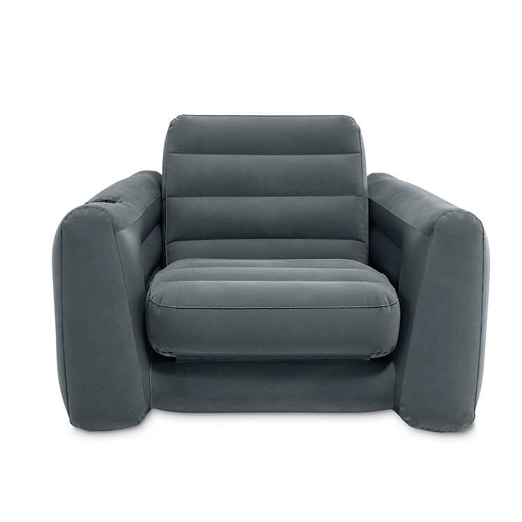 Intex Pull-Out opblaasstoel met stevige armleuningen en geïntegreerde bekerhouder voor extra gemak.
