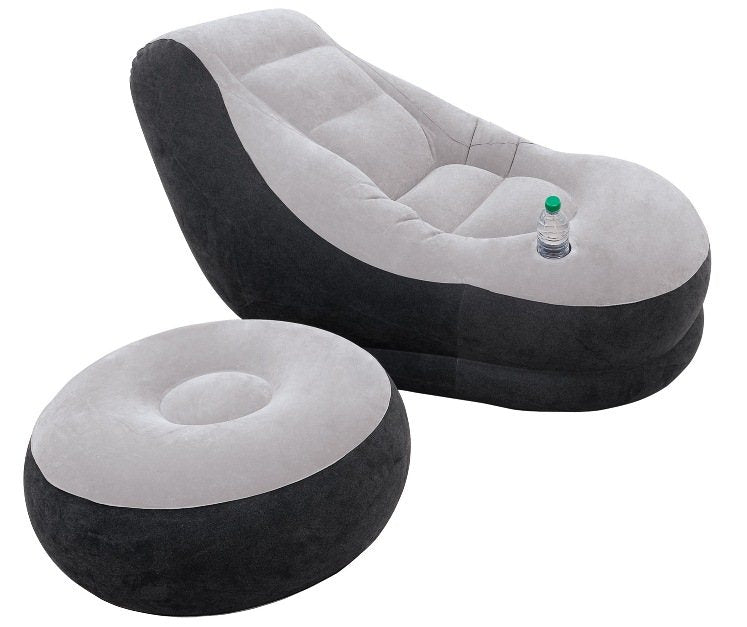 Opblaasbare Intex Ultra Lounge stoel met ingebouwde bekerhouder voor extra gemak