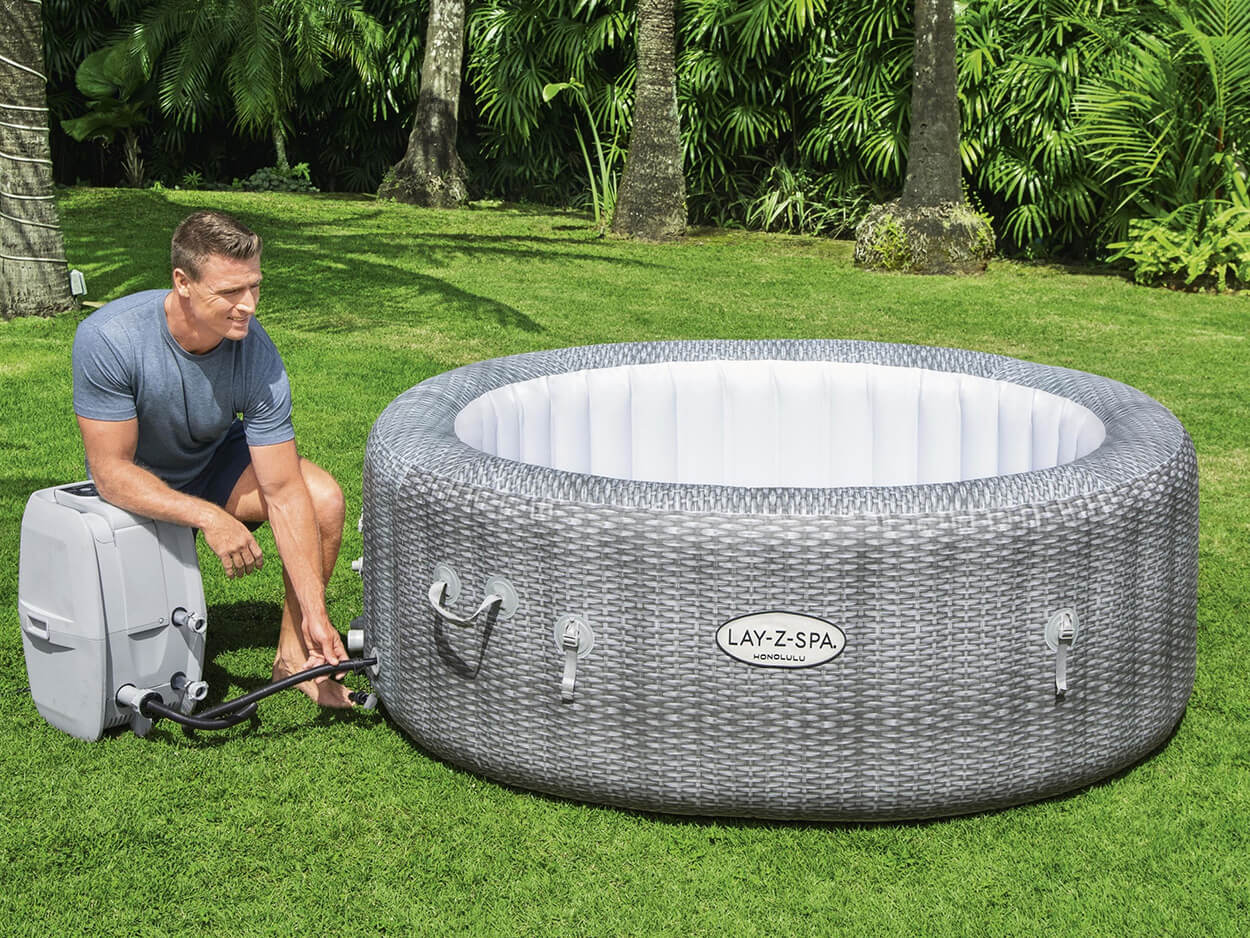Lay-Z-Spa Honolulu met Freeze Shield technologie, geschikt voor gebruik in de winter.