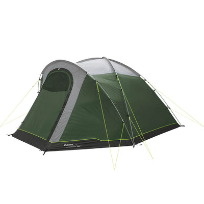 Zijaanzicht van de Outwell Cloud 5 Tent met D-vormige ingang en stevige scheerlijnen.
